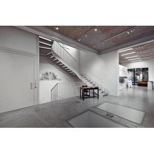 Microverlay®, low thickness concrete resin floor with taupe finish. Fondazione Elpis, Milan. Project: Giovanna Latis