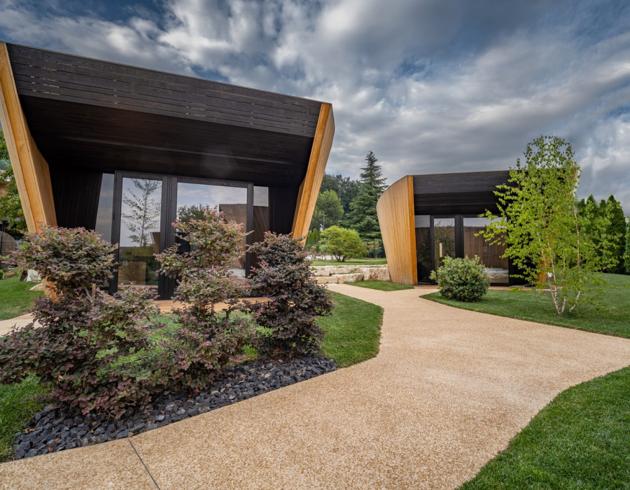 ItalianTerrazzo®, pavimento ghiaino lavato colore giallo ocra. Roggia dei Cedri, Valdobbiadene (TV) Progetto: Studio Architettura Segni Arch. F. Callegaro & Arch. E. Favero