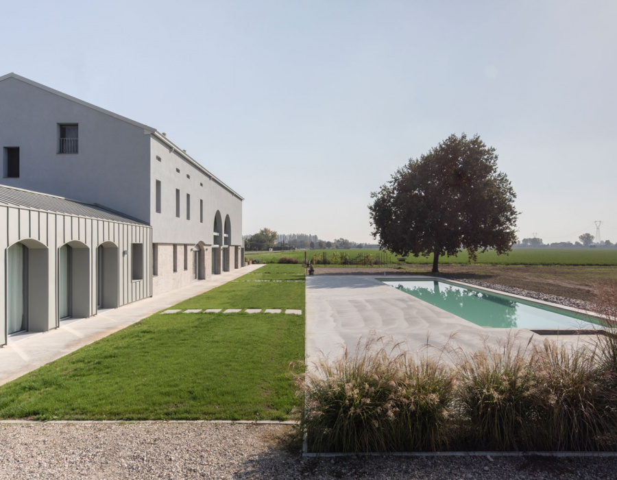 Low Deco Nuvolato Isoplam pavimento nuvolato, colore mineral gray. La Pervinca hospitality, Guastalla RE. Project Archiplanstudio Photo Giuseppe Gradella20