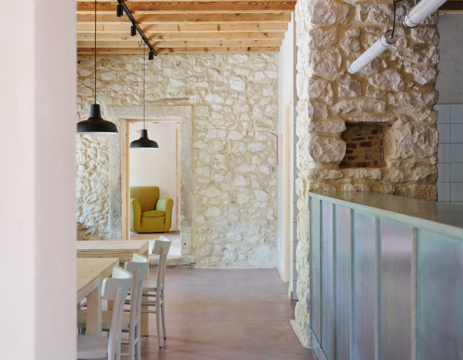 Pavimento industriale Pavilux colore rubino. Locanda Case Vecie, Verona. Progetto Studio MASAII - Francesca 07