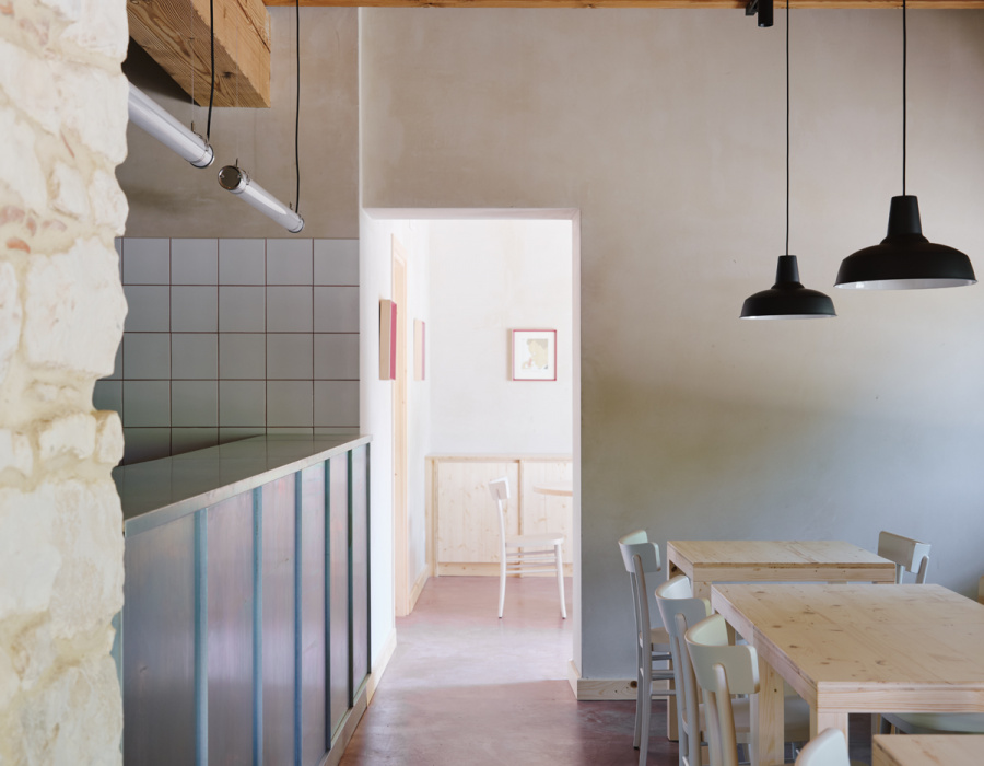 Pavimento industriale Pavilux colore rubino. Locanda Case Vecie, Verona. Progetto Studio MASAII - Francesca 09