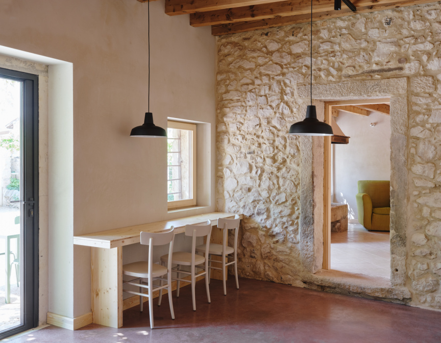 Pavimento industriale Pavilux colore rubino. Locanda Case Vecie, Verona. Progetto Studio MASAII - Francesca 12