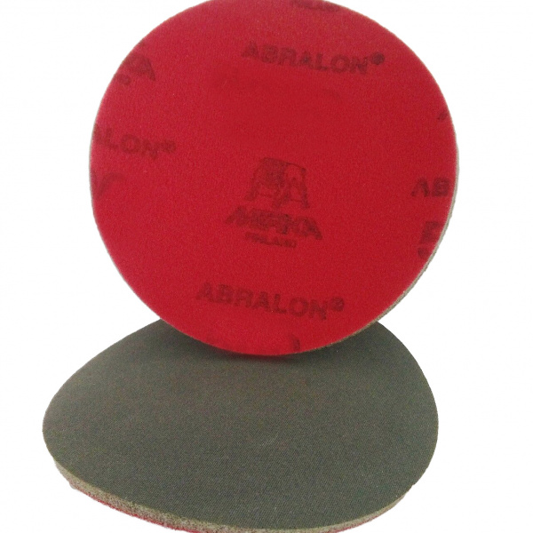 Abrasive sponge discs for orbital sanders