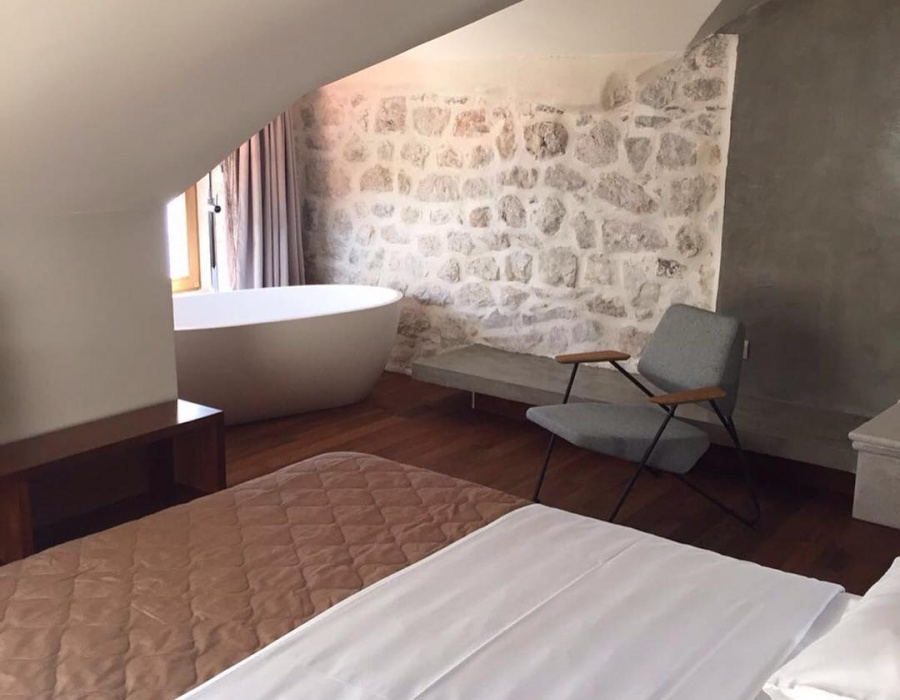 montenegro-boka-bay-luxury-hotel-interior-design-microverlay-isoplam interior bedroom